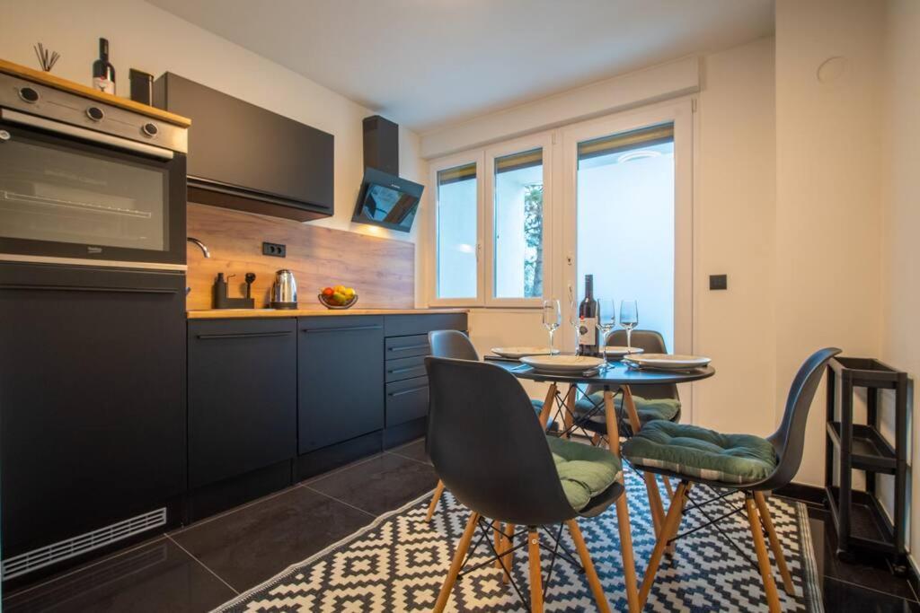 Apartment Hesa- 4 Star Apartment Rijeka Ngoại thất bức ảnh