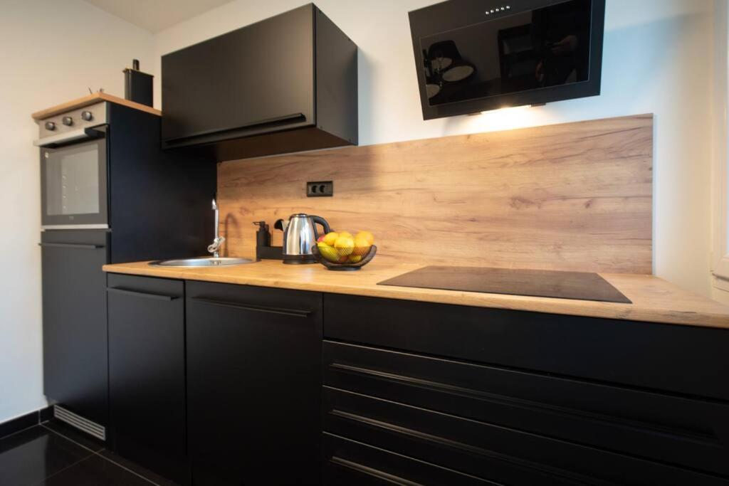 Apartment Hesa- 4 Star Apartment Rijeka Ngoại thất bức ảnh
